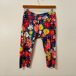 Lularoe Active Women’s Cropped Pants Size Large